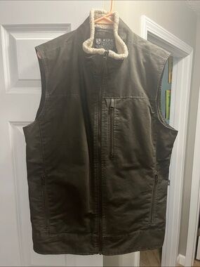 KUHL Men's Sherpa-Lined Brown Utility Vest